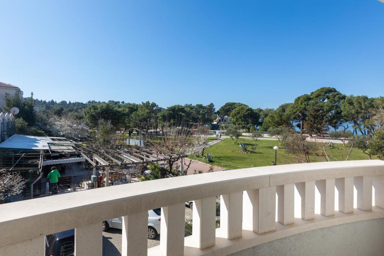 Luxury Green Beach Apartment Makarska Exterior photo