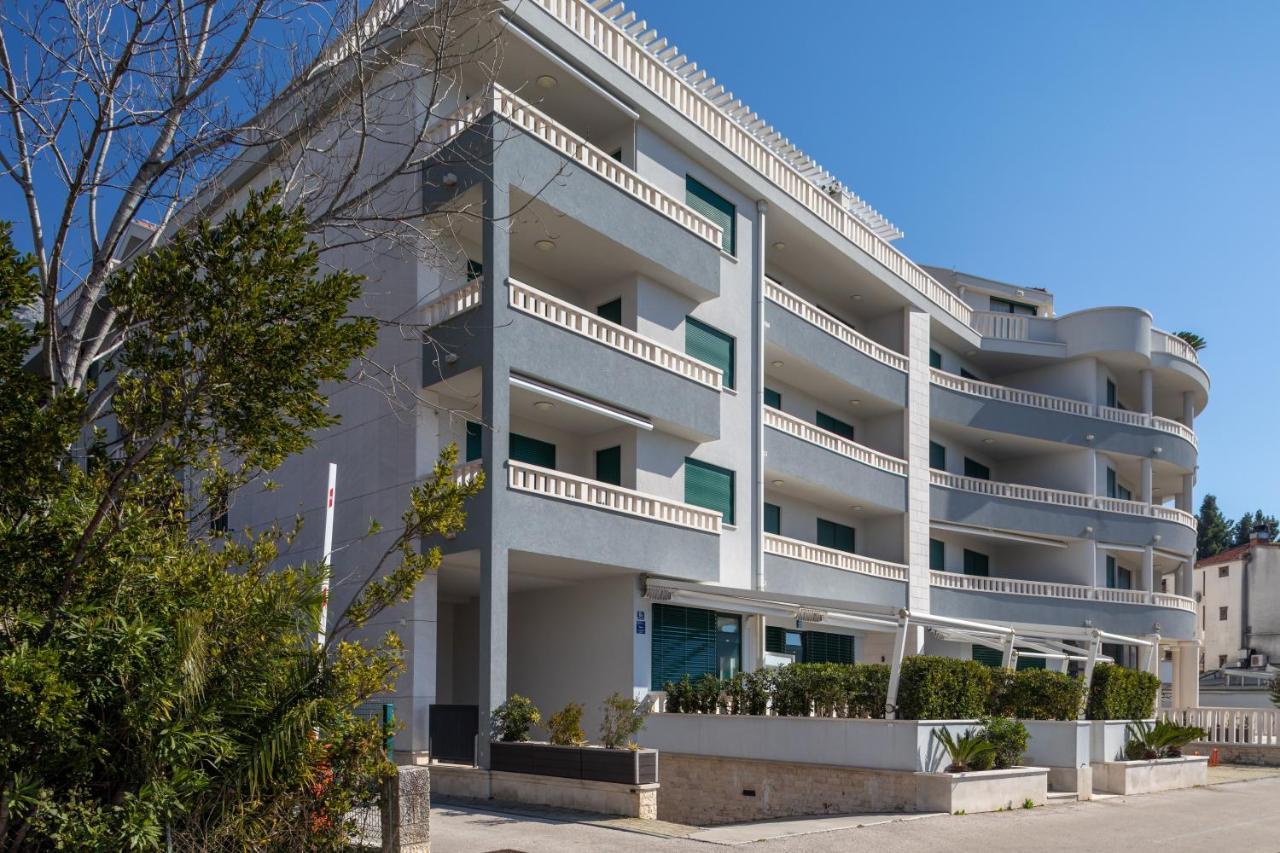 Luxury Green Beach Apartment Makarska Exterior photo